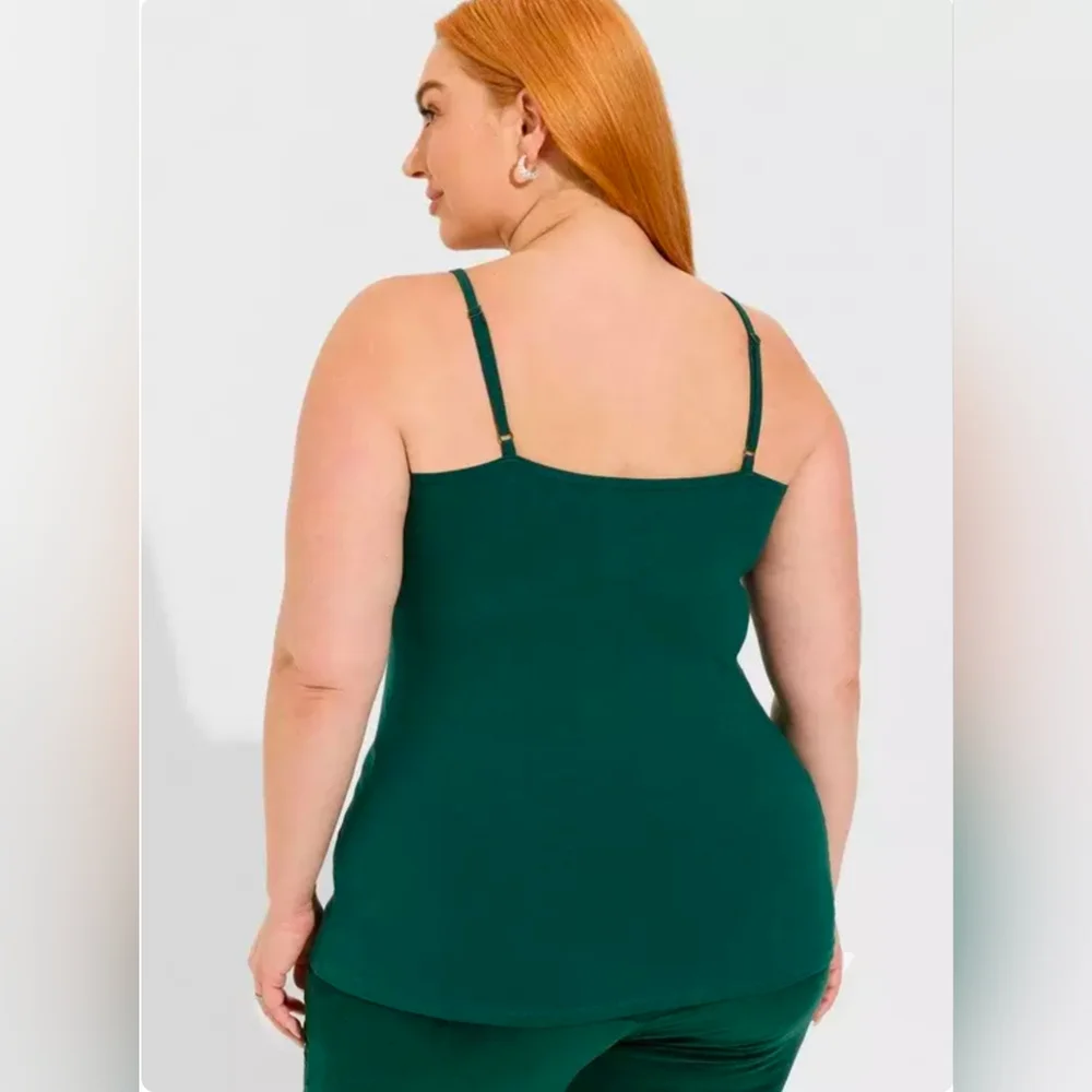 Torrid Foxy Cami Botanical Green Size 2 NWT - Picture 3 of 10